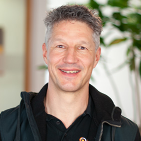 Leuchtfeuer-leader-inbound-marketing-marketing-automation Portrait Ekkehard Gümbel, Leiter Inbound Marketing, Kampagnen & Automation